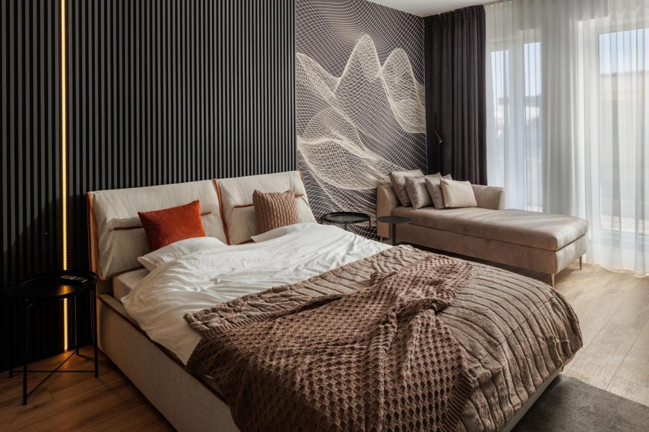 Mandala Designer Apartments With Free Private Parking, Near Mall Coresi Брашов Екстер'єр фото