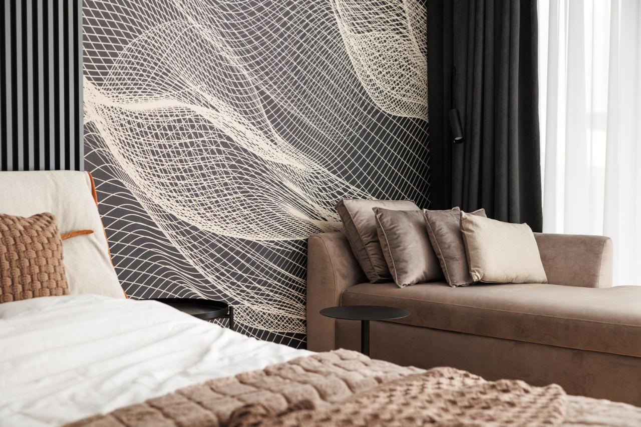Mandala Designer Apartments With Free Private Parking, Near Mall Coresi Брашов Екстер'єр фото