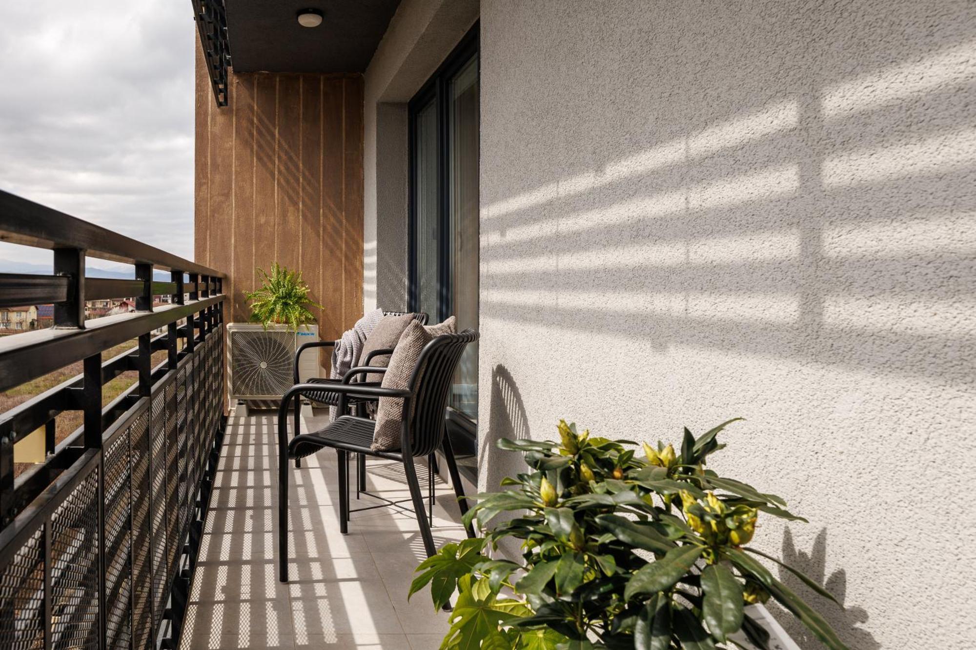 Mandala Designer Apartments With Free Private Parking, Near Mall Coresi Брашов Екстер'єр фото